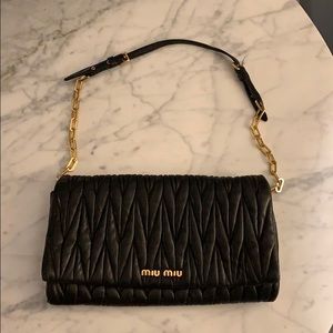 Miu Miu mini shoulder bag (black)